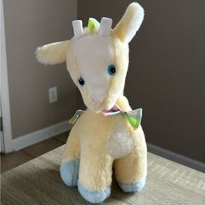 NWOT … BANTAM “Wind Up” Musical Moving Giraffe